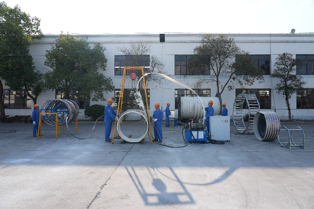 機械制螺旋纏繞管修復(fù)技術(shù)